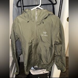 Arc'teryx Men's Beta Lt Jacket